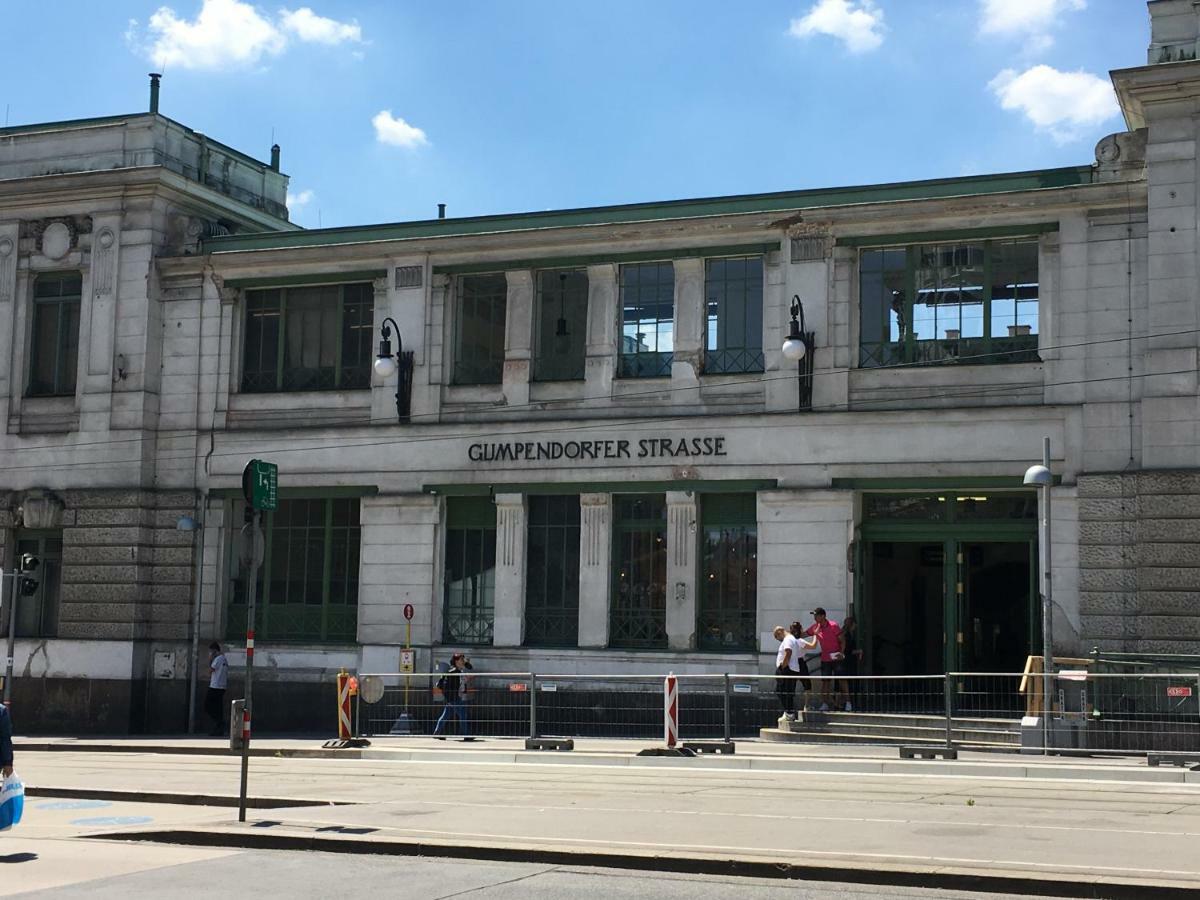 Apartment Zentral Direkt An U-Bahn Station Відень Екстер'єр фото